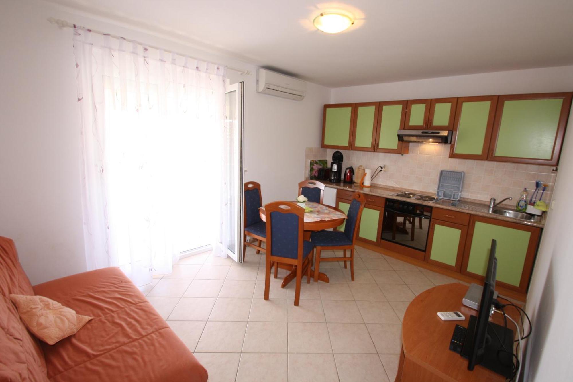 Rose Apartment