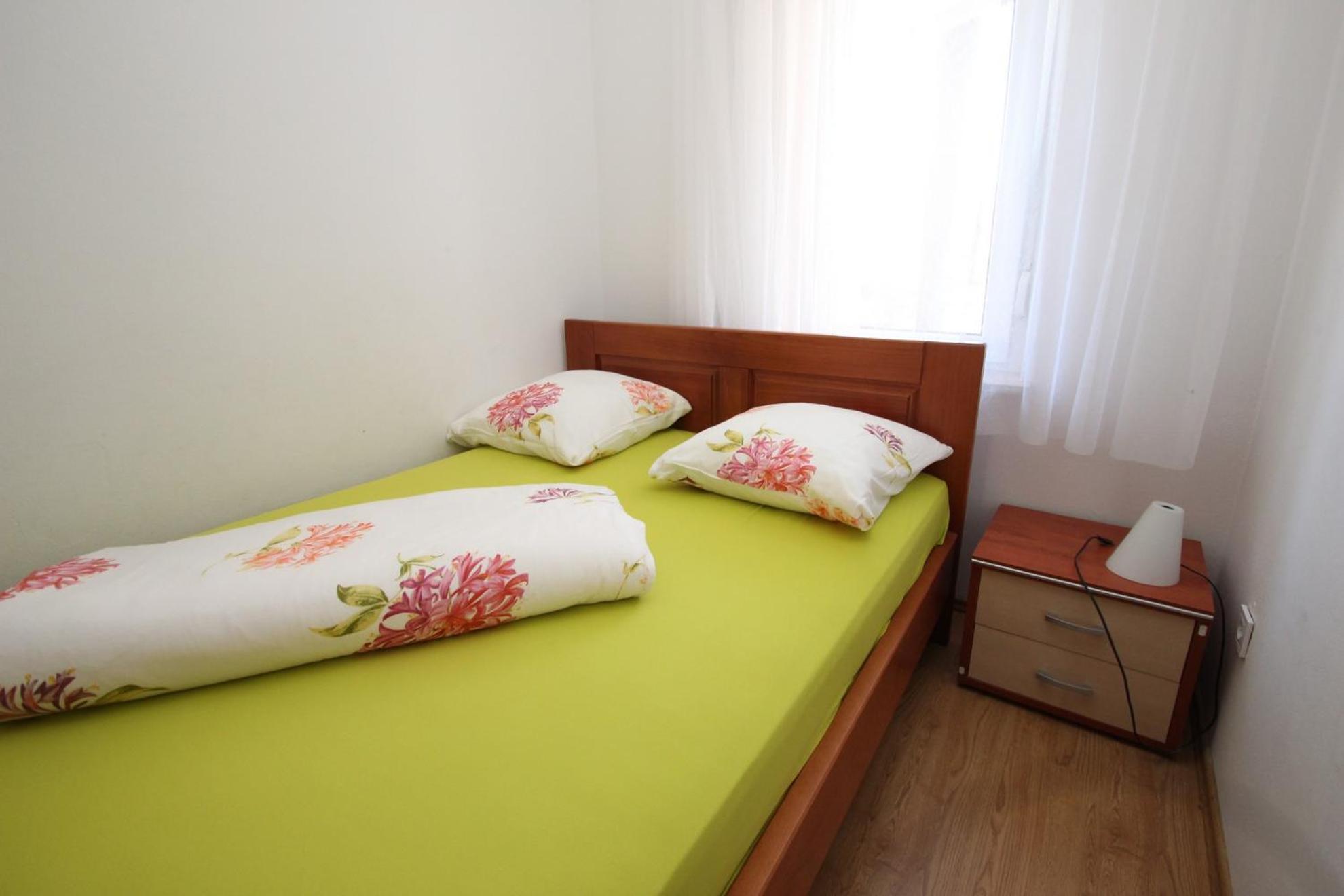 Rose Apartment *