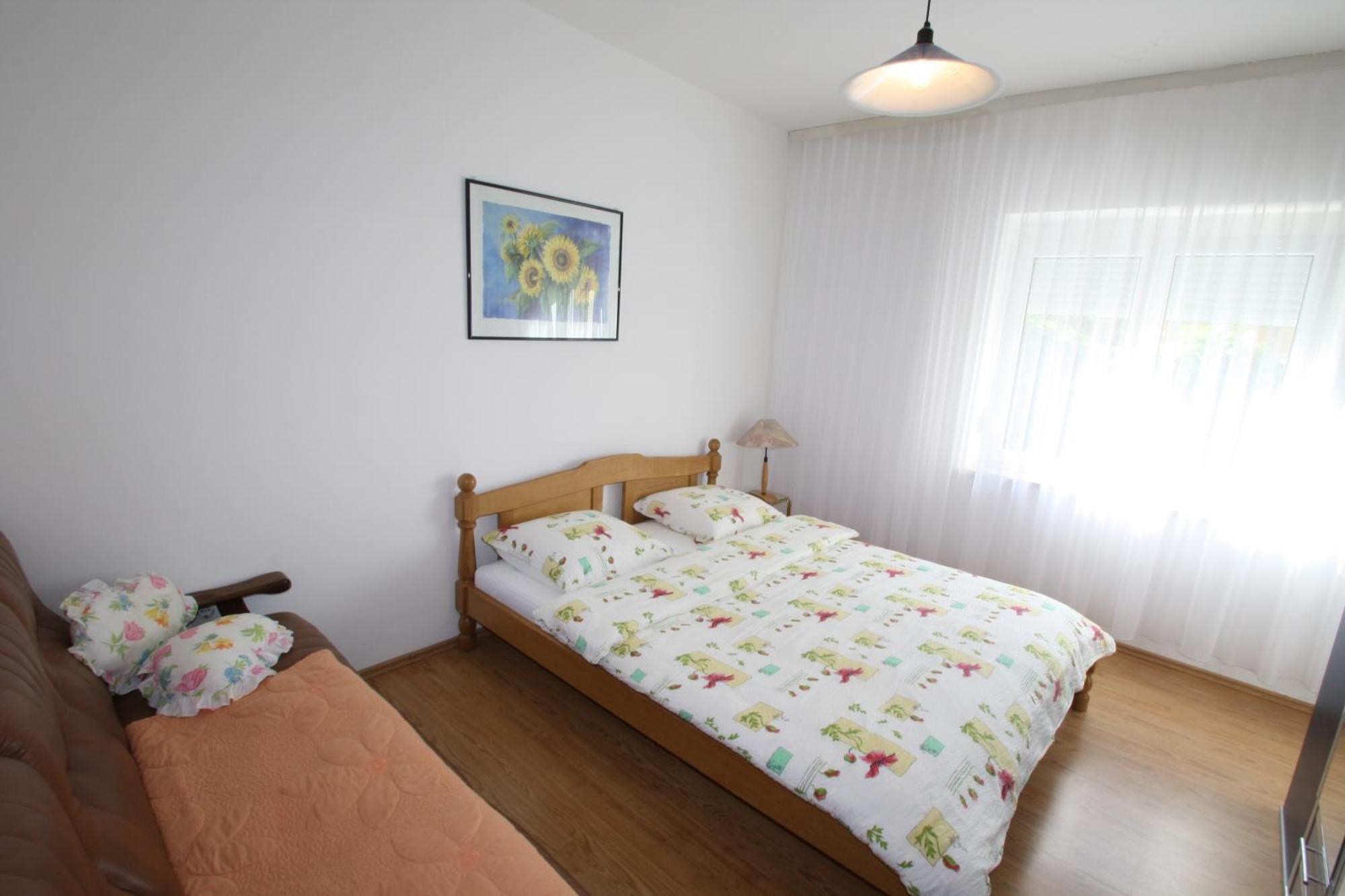 Rose Apartment