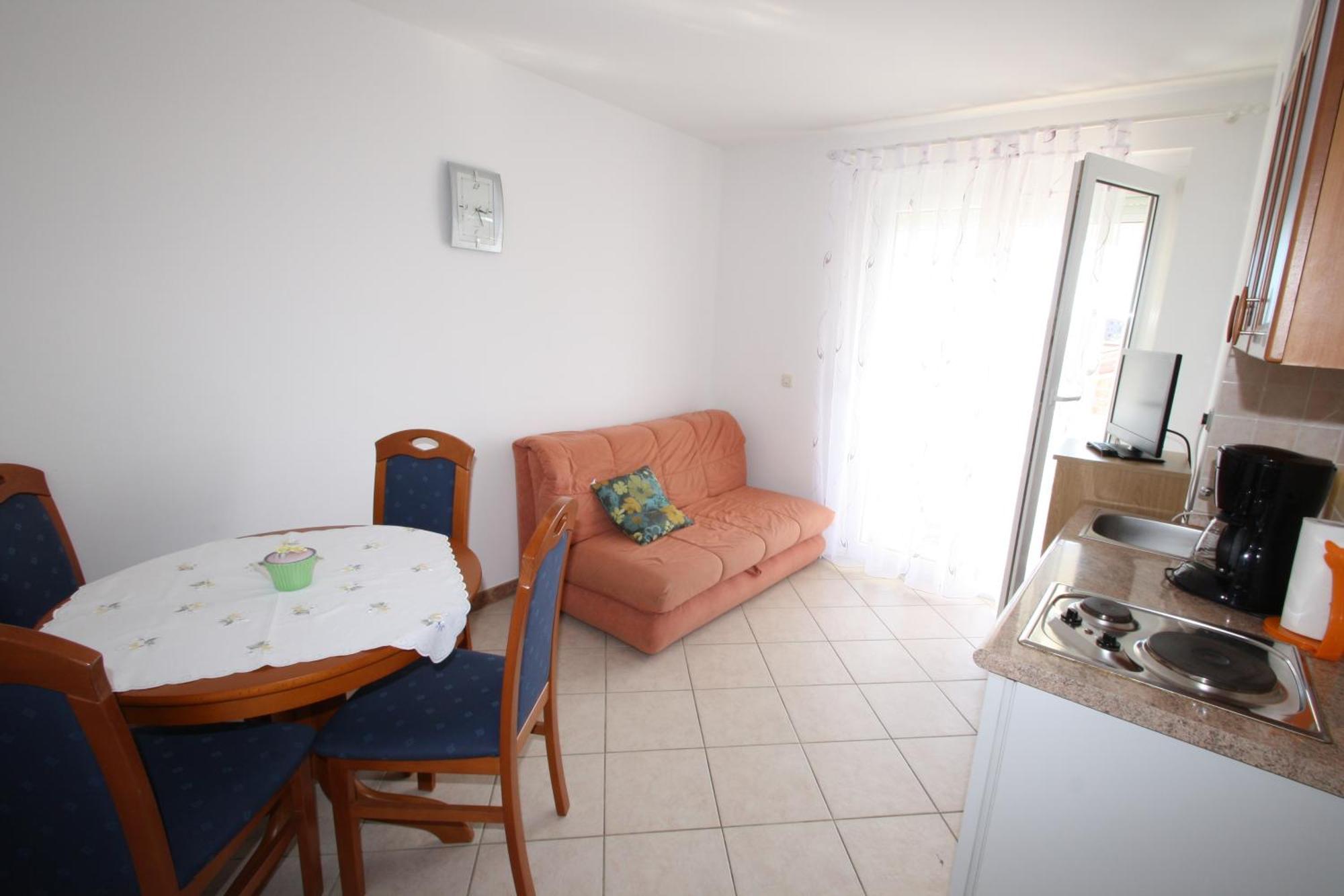 Rose Apartment *